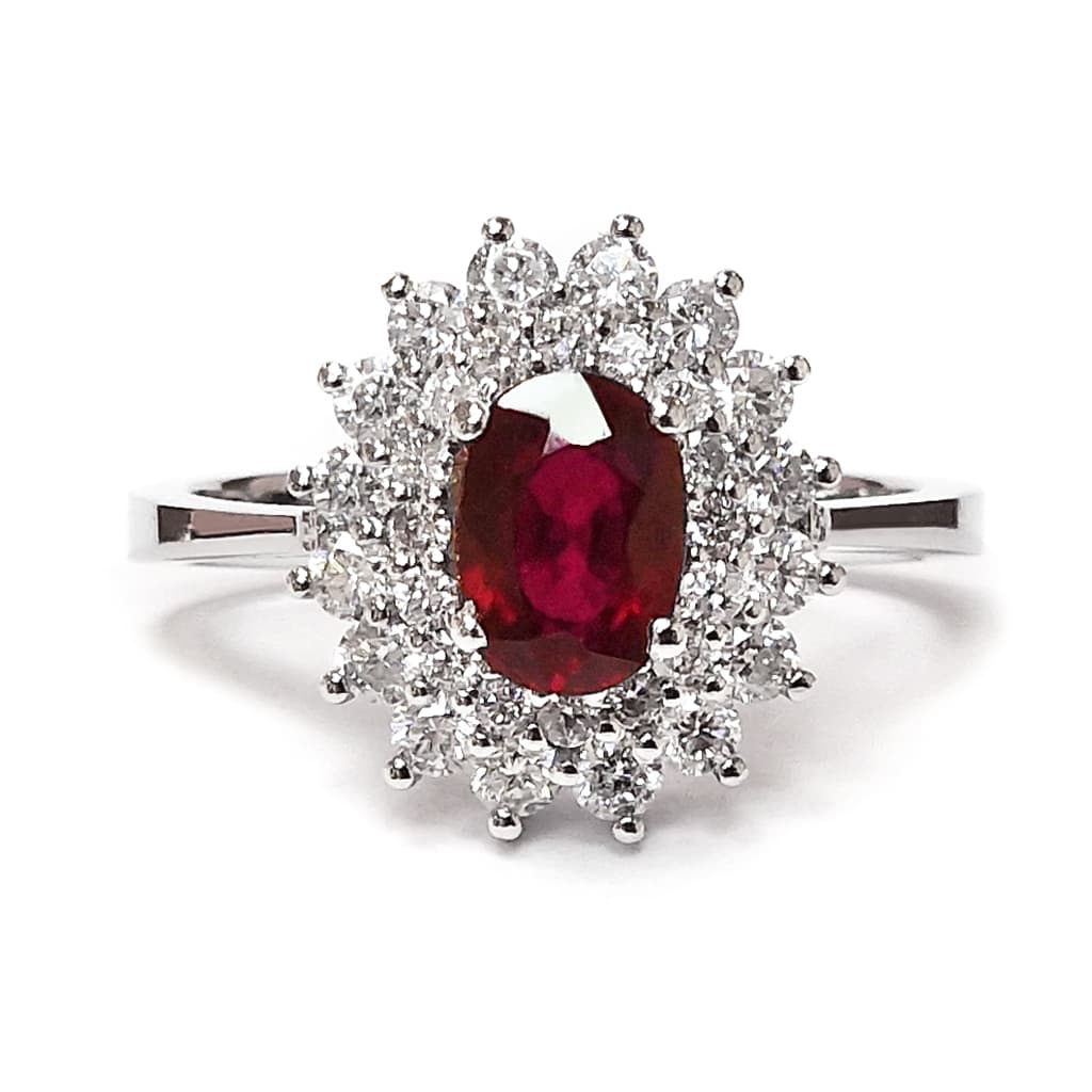 Пръстен с рубин и диаманти от бяло злато 14 к.