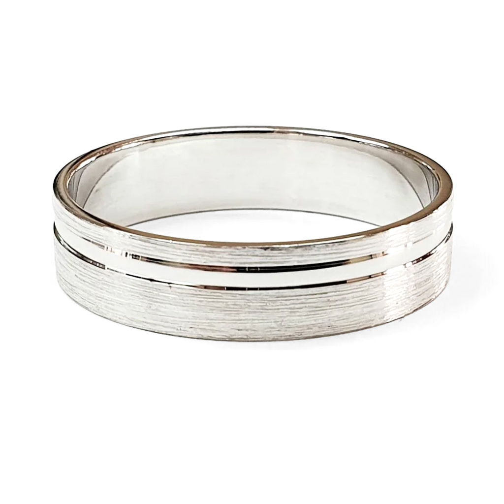 Brachna Halka Byalo Zlato 14 K S Matova Povarhnost