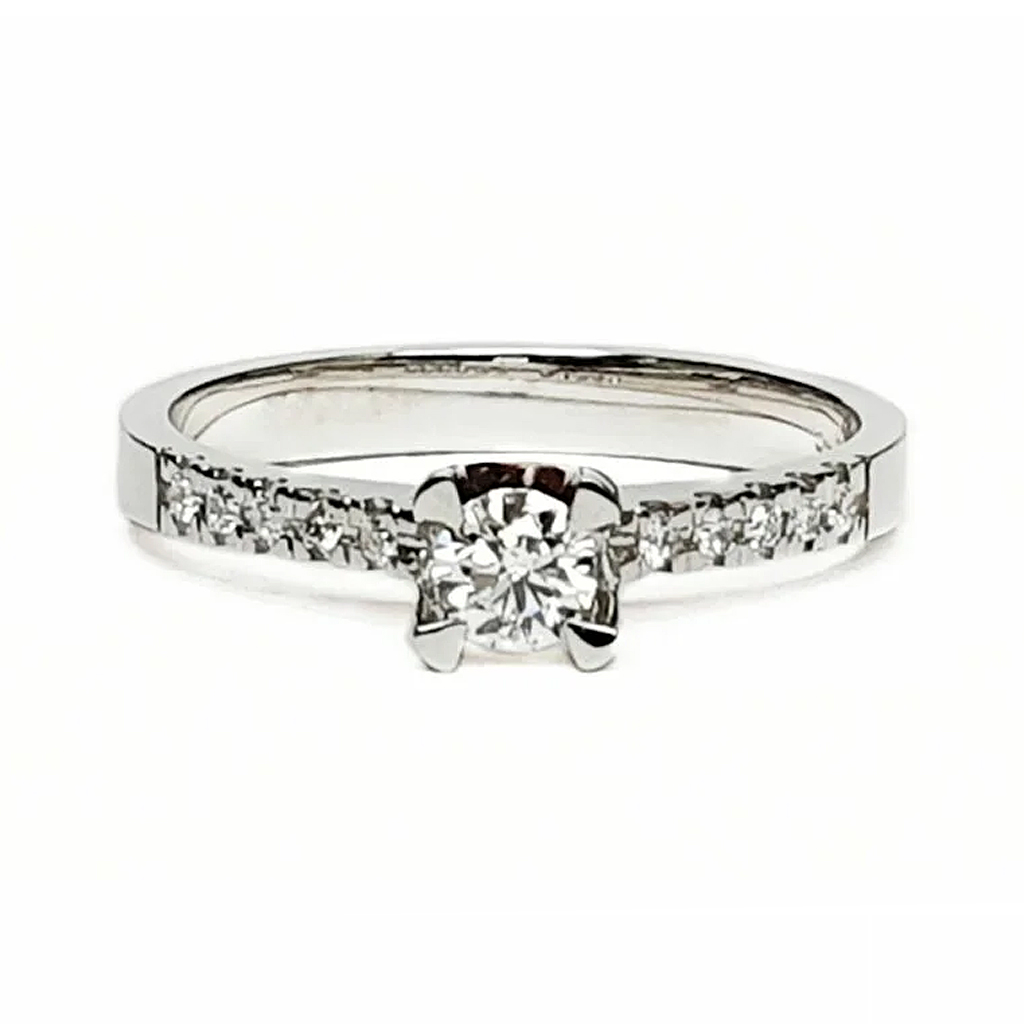 Prasten S Diamanti 028 Karata Ot Byalo Zlato 14 K