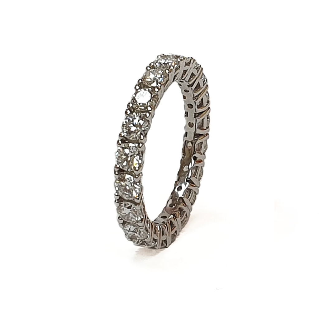 Brachna Halka Ot Byalo Zlato 18 K I 163 Karata Diamanti 3