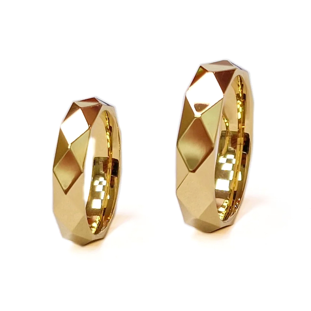 Brachni Halki Ot Zhalto Zlato 14 K S Relefna Povarhnost